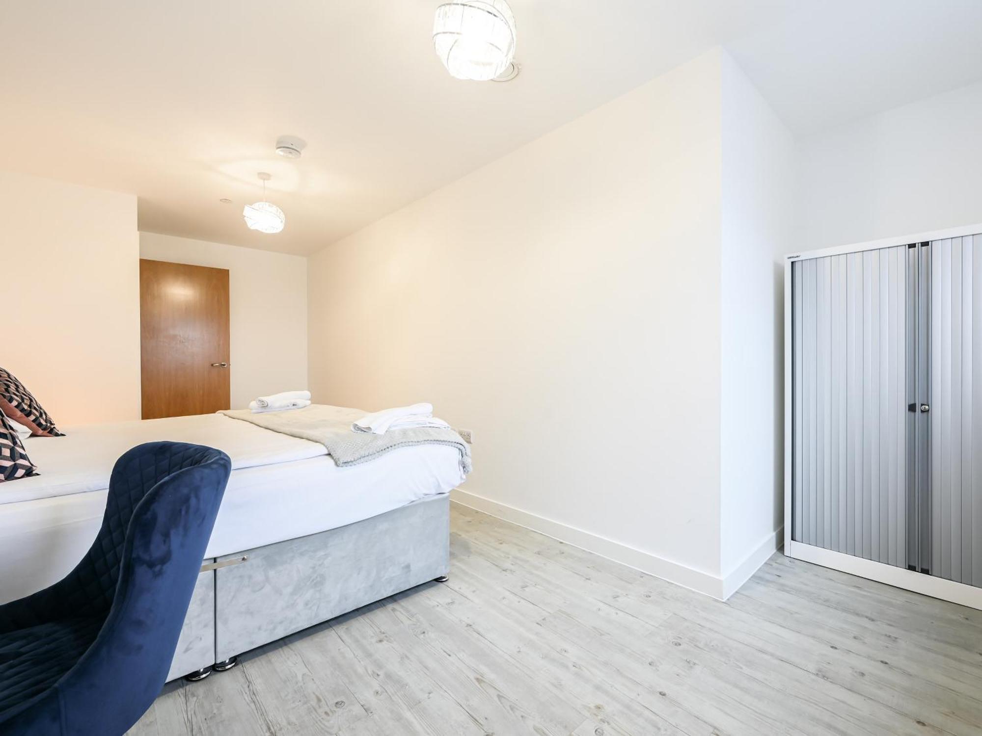 Stylish & Spacious Salford Quays One Bedroom High Floor Apartment With Balcony Manchester Exterior foto